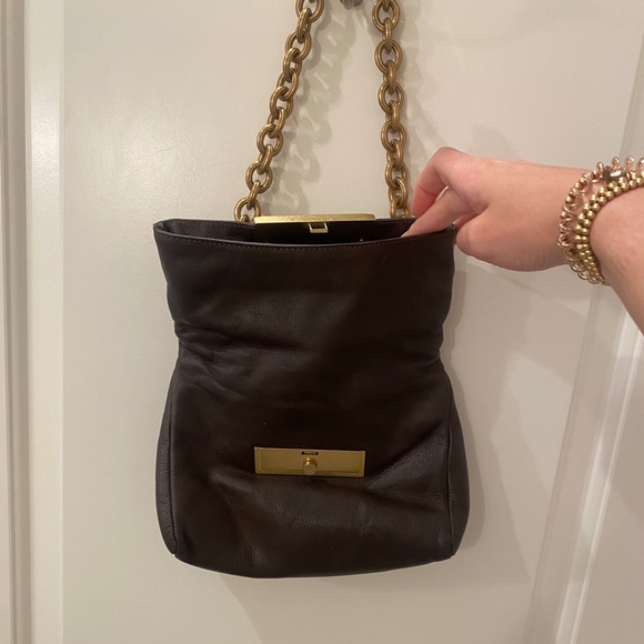 Vintage Donatella Lucchi Milan Brown Leather Purse with Gold Chain - Picture 4 of 8